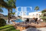 Resale - Villa -
San Vicente del Raspeig - Los Girasoles
