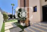 Resale - Villa -
Torrevieja - Costa Blanca Sur