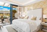 Herverkoop - Villa -
Marbella - Puerto Banús