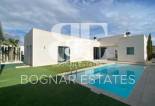 Resale - Villa -
Benijofar