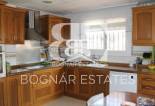 Resale - Villa -
Benidorm - Poniente