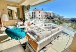 Herverkoop - apartment -
Benahavis - La Quinta
