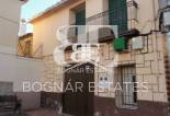Resale - Townhouse -
Bolulla - Center