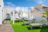 Resale - Villa -
Orihuela Costa - Pau 8*