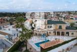 Wiederverkauf - Villa -
Torrevieja - El Chaparral