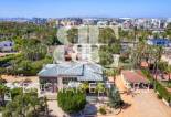 Herverkoop - Villa -
Elche