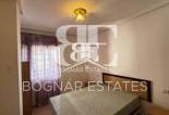 Herverkoop - Herenhuis -
Torrevieja - Los Altos