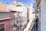 Resale - apartment -
Alicante - Center