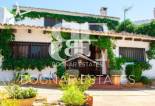 Resale - Villa -
Onil