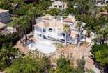 Herverkoop - Villa -
Marbella - Sierra Blanca