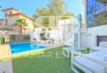 Resale - Villa -
Orihuela Costa - Villamartín