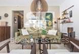 Wiederverkauf - Villa / Semi-detached Villa -
Torrevieja - Torreta Florida