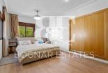 Herverkoop - Villa -
Orihuela Costa - Campoamor