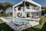 Resale - Villa -
Marbella - Nagueles