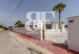 Herverkoop - Villa -
Torrevieja - Torreta Florida