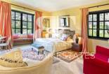 Resale - Villa -
Benahavis