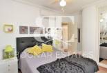 Resale - Villa -
Villamartín - Los Dolses