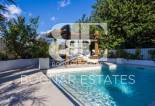 Herverkoop - Villa -
Marbella - Nueva Andalucía