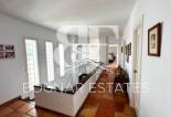 Wiederverkauf - Villa -
Marbella - Las Chapas