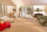 Resale - Villa -
Benahavis