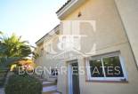 Resale - Villa -
Altea