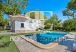 Herverkoop - Villa -
Orihuela Costa - Campoamor