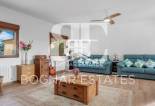 Herverkoop - Country House -
Orihuela
