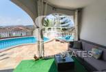 Resale - Villa -
Benitachell