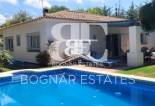 Wiederverkauf - Villa -
Marbella - Las Chapas