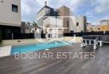 Wiederverkauf - Villa -
Orihuela Costa - Lomas De Cabo Roig