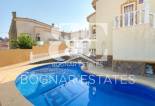 Resale - Villa -
Rojales - Ciudad Quesada