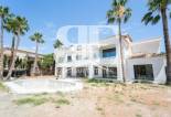 Herverkoop - Villa -
Marbella - Sierra Blanca