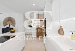 Herverkoop - apartment -
Marbella - Elviria