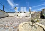 Herverkoop - Villa -
Torrevieja - Los Balcones