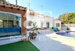 Herverkoop - Villa -
Orihuela Costa - Punta Prima