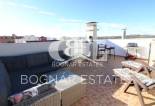 Resale - apartment -
Benijofar
