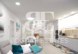 Resale - apartment -
Finestrat