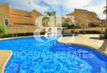 Resale - Villa -
Villamartín - Los Dolses