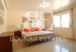 Herverkoop - Villa -
La Marina - La Escuera