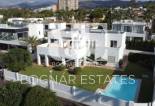 Wiederverkauf - Villa -
Marbella - Las Chapas