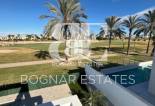 Wiederverkauf - Villa -
Los Alcazares - Roda Golf Resort