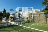 Resale - Villa -
Marbella - Nueva Andalucía