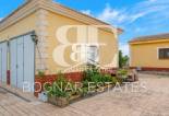 Herverkoop - Country House -
Orihuela