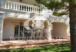 Wiederverkauf - Villa -
Cabo Roig