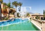 Herverkoop - apartment -
Marbella - Nueva Andalucía