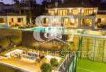 Resale - Villa -
Marbella - Nueva Andalucía