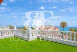 Resale - Villa -
Torrevieja
