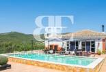 Resale - Villa -
Onil