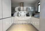 Wiederverkauf - apartment -
Orihuela Costa - La Zenia